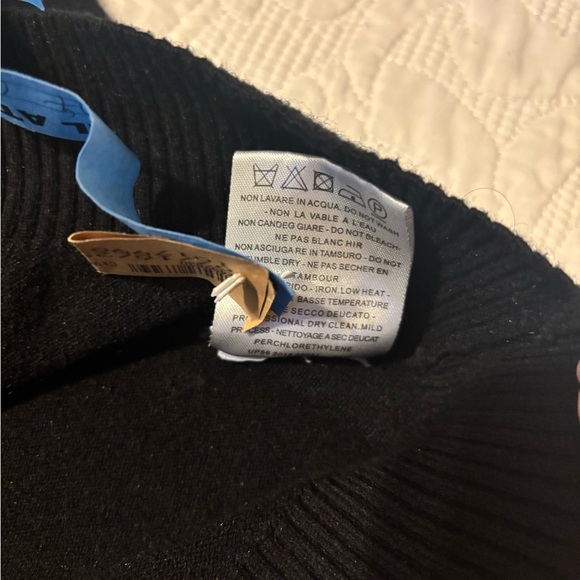 Givenchy Black and Red Sweater - Picture 4 of 6